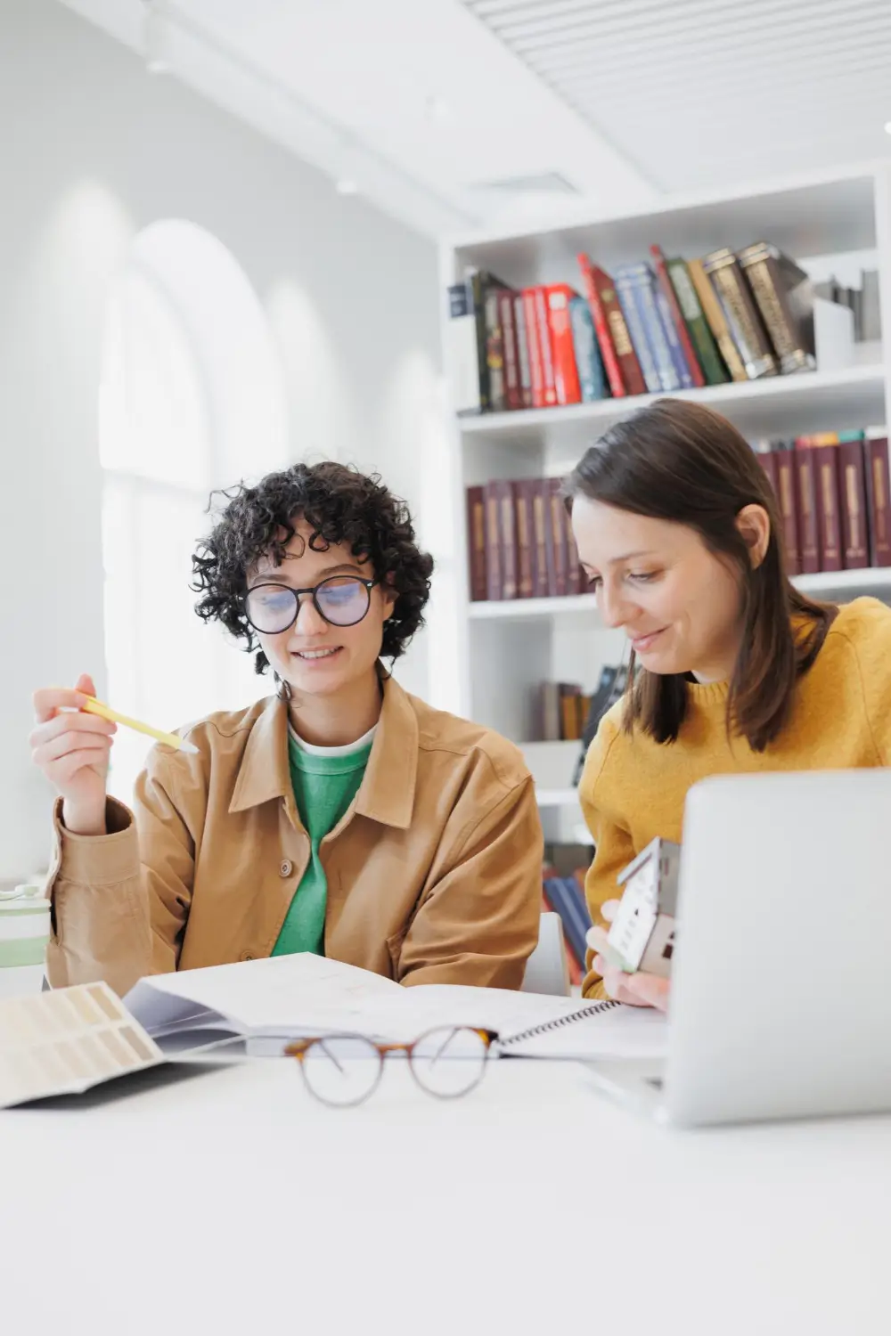 Curriculum Specific Home Tutor that covers IB, AP, British & American Curricula